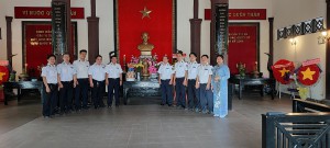 Chi bộ 2 tổ chức về nguồn tại Khu di tích  Đền tưởng niệm Bến Nọc - Thành phố Hồ Chí Minh