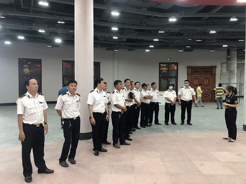 Chi bộ 3 tổ chức chuyên đề kết hợp hành trình về nguồn  tại Khu di tích lịch sử Láng Le - Bàu Cò - năm 2025