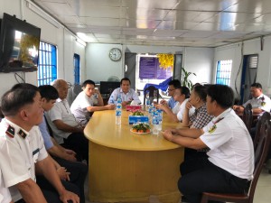 Lãnh đạo Cảng vụ đường thủy nội địa thăm hỏi, chăm lo Tết viên chức,  người lao động, đoàn viên Công đoàn tại Đại diện Cảng vụ ĐTNĐ số 4