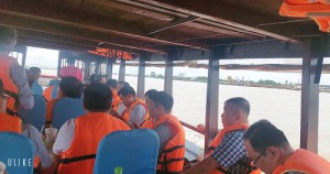 Đại diện Cảng vụ ĐTNĐ số 1 tham gia cùng đoàn khảo sát thực tế  tuyến du lịch đường thủy trên địa bàn Huyện Nhà Bè, TP. HCM